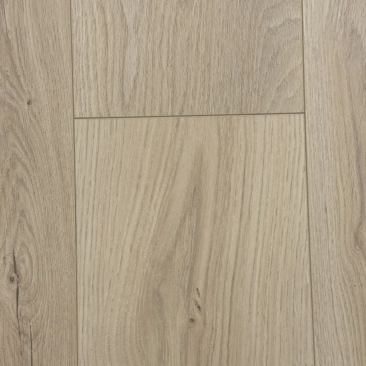 Astoria Gold — Laminate sample