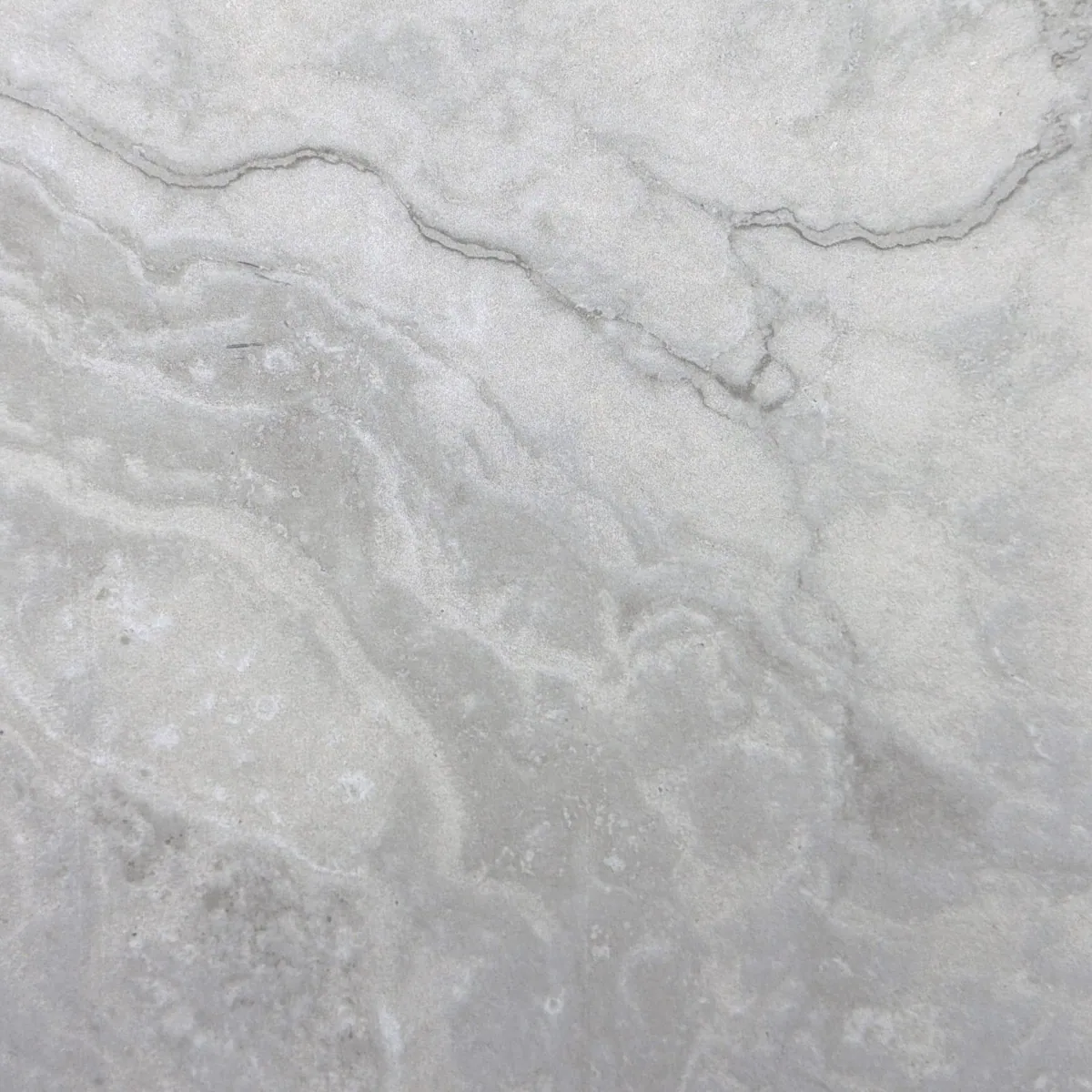 Muestra de Silver Crosscut 3D Plus — Porcelanato de cuerpo coloreado